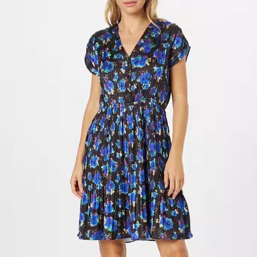 Molly Bracken Blue Floral Pleated Dress PERFECT 1100